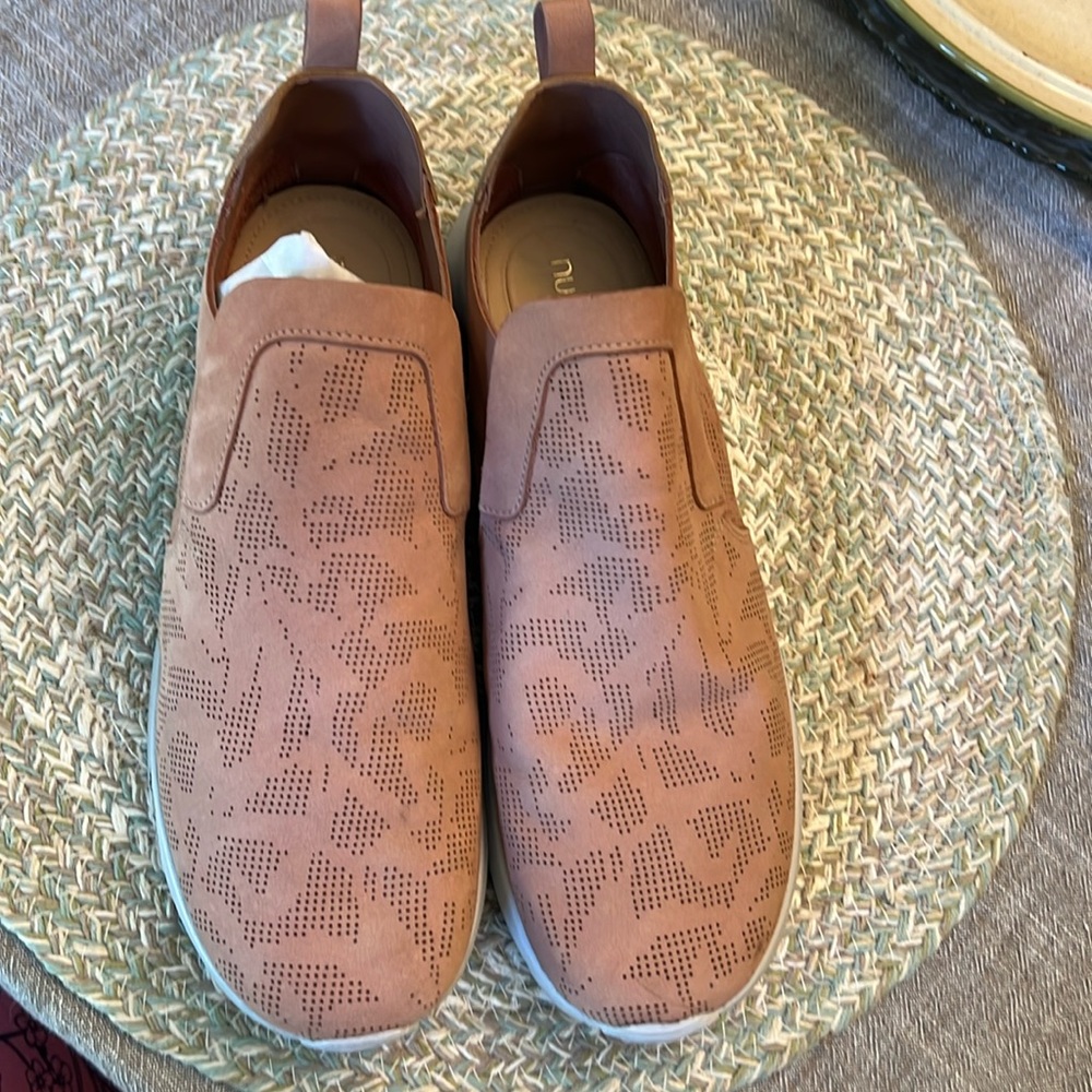 Nurture Joaquine Penelope Pink Size 9  Slip On Women’s Casual Shoe